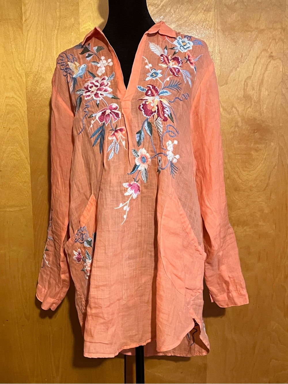 Johnny Was Workshop M Orange Miro Henley Popover Embroidered Tunic